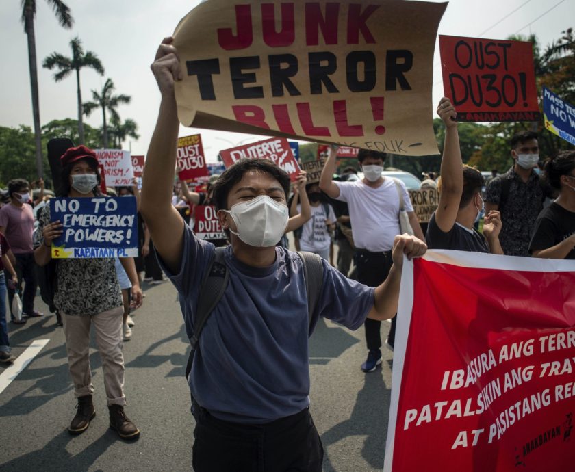 202006asia_philippines_protest